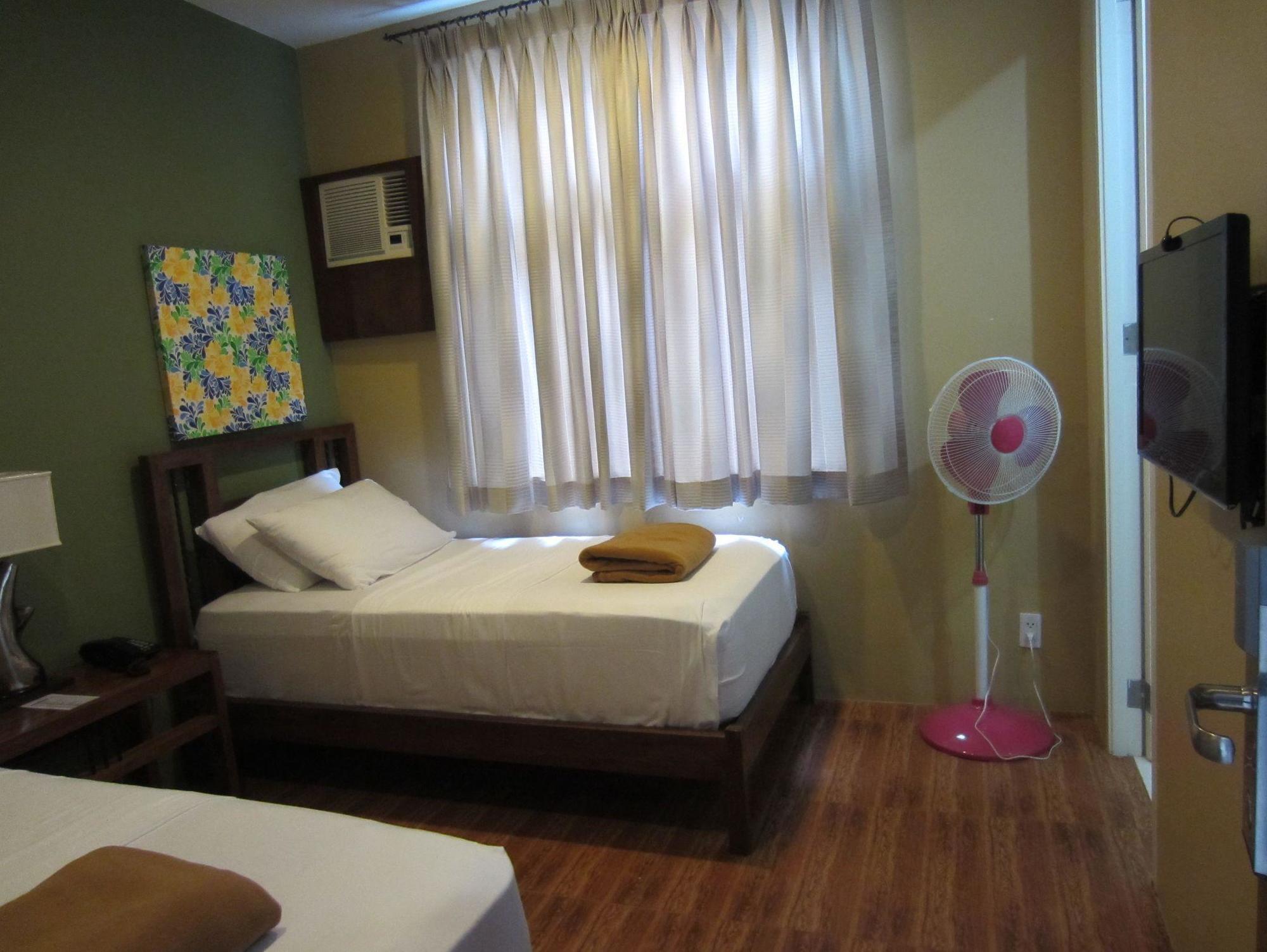 Purple Tree Bed & Breakfast Paranaque City Extérieur photo
