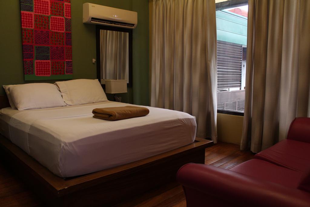 Purple Tree Bed & Breakfast Paranaque City Extérieur photo