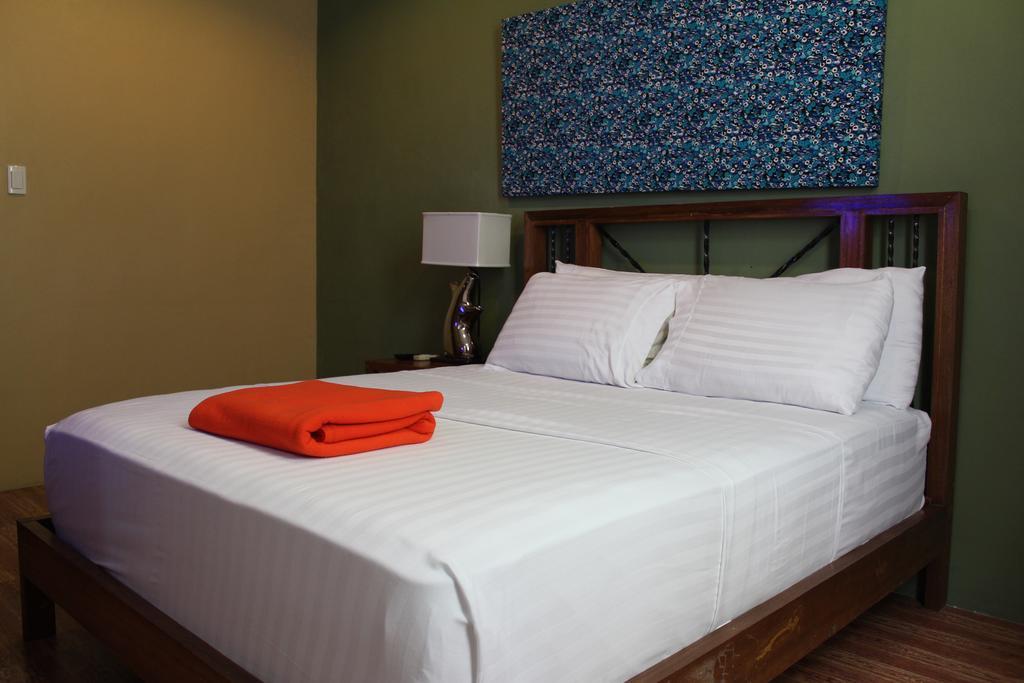 Purple Tree Bed & Breakfast Paranaque City Extérieur photo